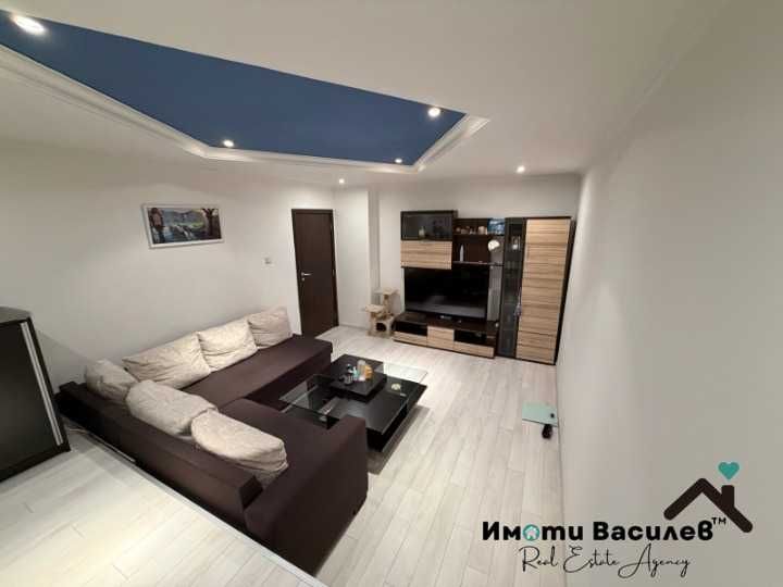 Продава се Едностаен апартамент в София, Център - 45 кв.м за 1779 €/кв.м - Снимка #1