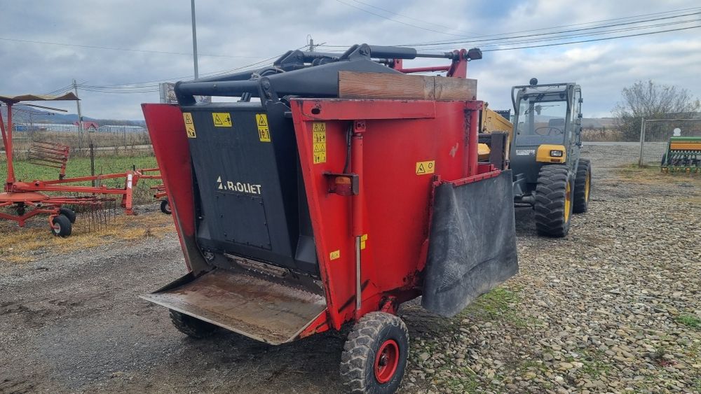 Trioliet Gigant 500 bugatarie furajera , remorca tehnologica !