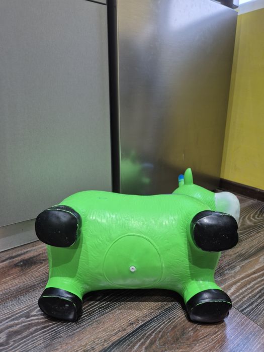 Надуваема крава за скачане