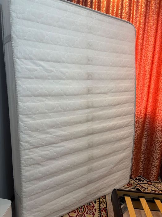 Продам кровать с матросом
