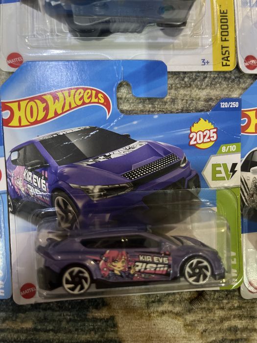 Hotweels кулички