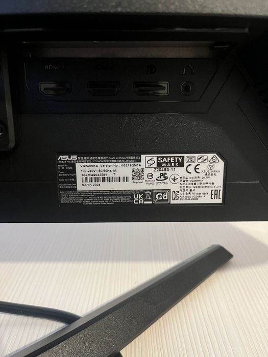 Monitor Gaming 270 HZ ASUS