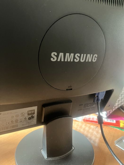 Монитор Samsung б/у