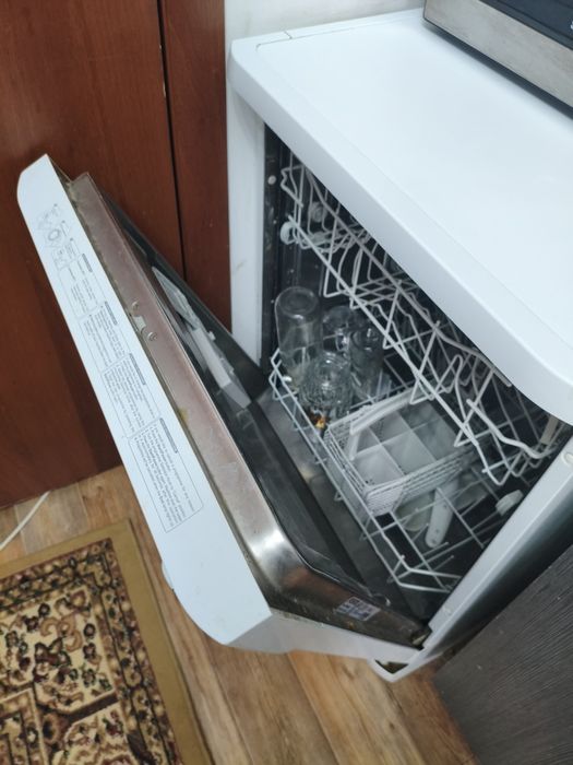 Кухонный гарнитур с техникой