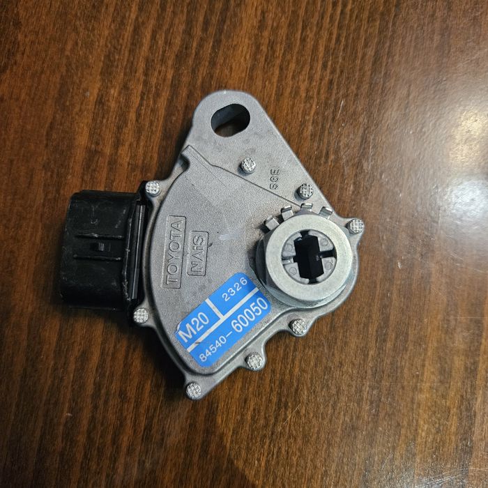 Ингибитор toyota prado- 4runner