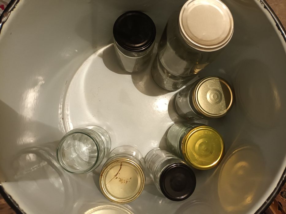 Казан,дамаджани,,тави,тиган,купи,прибори,буркани