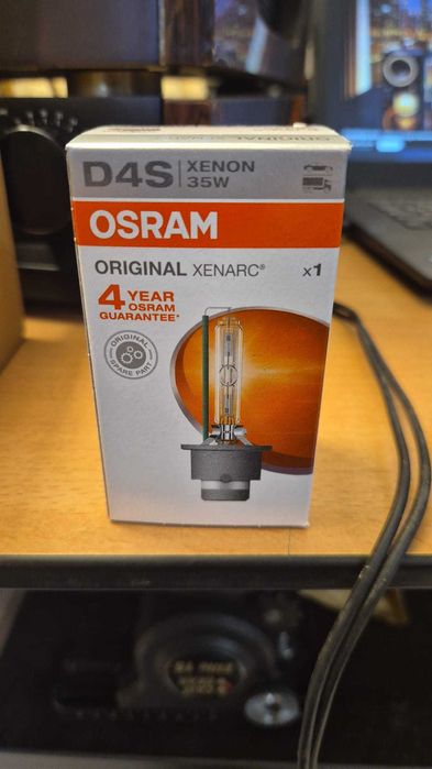 Becuri Xenon OSRAM D4S noi sigilate, cel mai bun pret din tara!