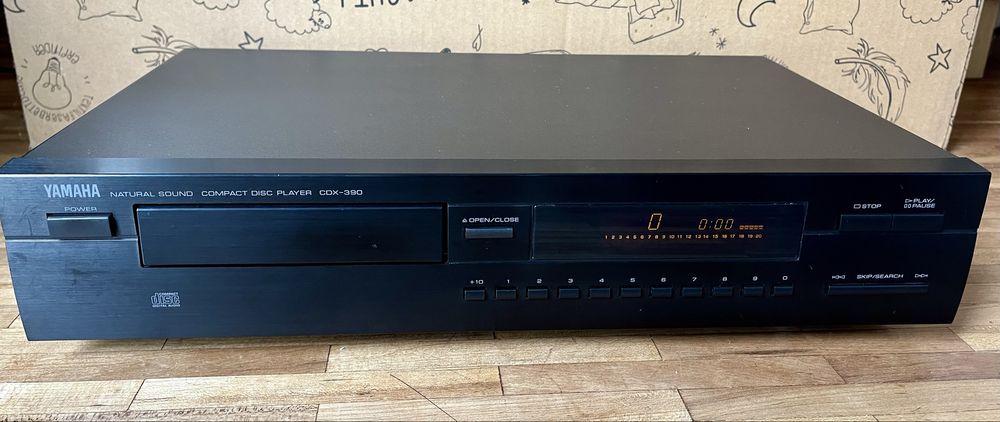 Vand CD Player Yamaha CDX-390