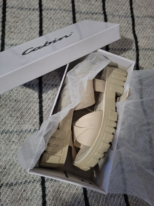 Сандали, удобни и леки, нови! 37 н.