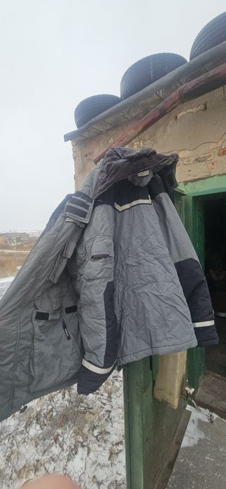 Продаю зимний костюм