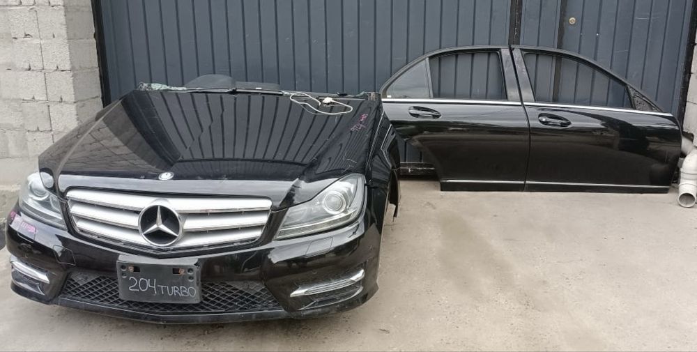 Задняя балка Мерседес W212.