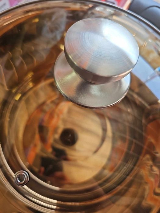 Тенджера от неръждаема стомана различни размери