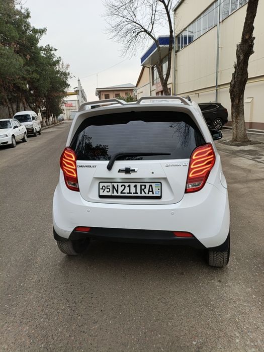 Чевролет Спарк .