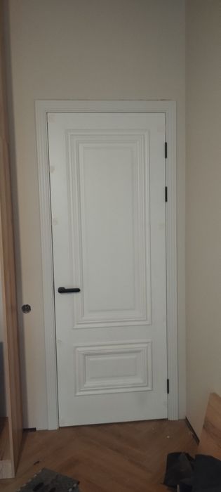 Установка межкомнатных дверей