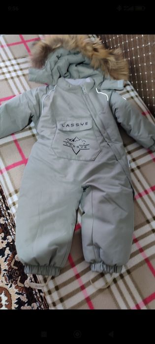 Продам детский зимний комбинезон