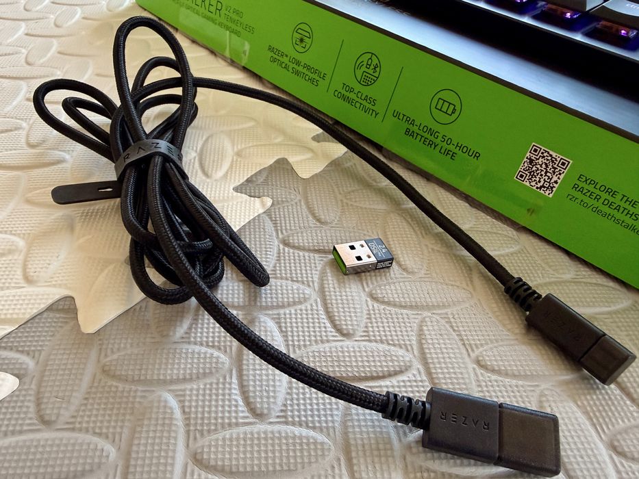 Клавиатура Razer Deathstalker v2 TKL Red Linear