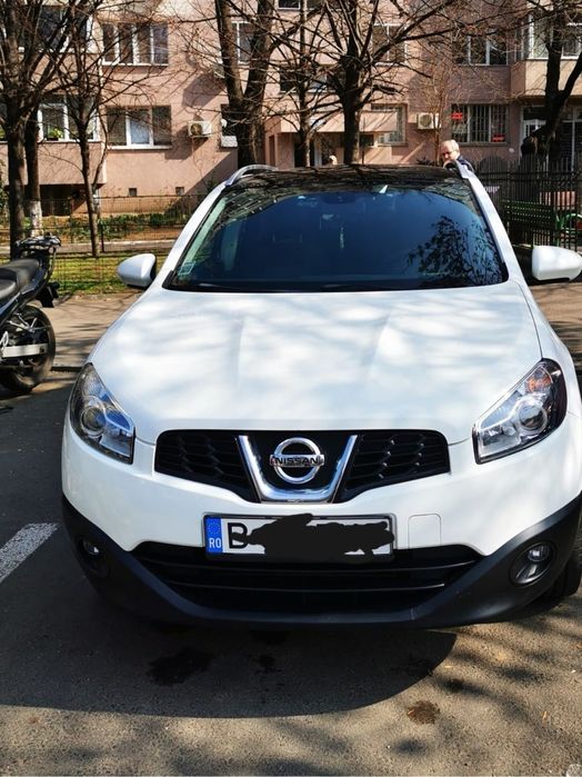 Nissan Qashqai 2012 ,1,5 deci...6800€