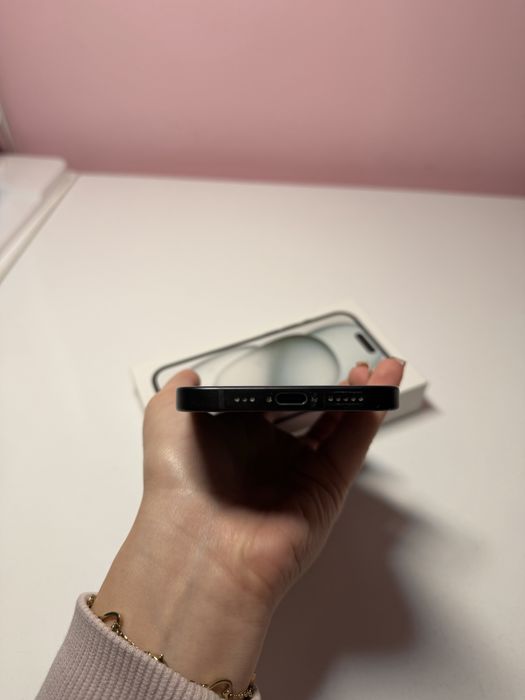 Iphone 15 черен 128гб