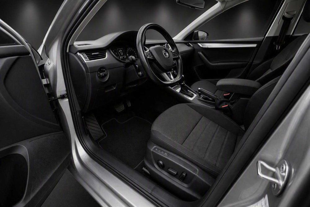SKODA Octavia 2017 — imagine 4