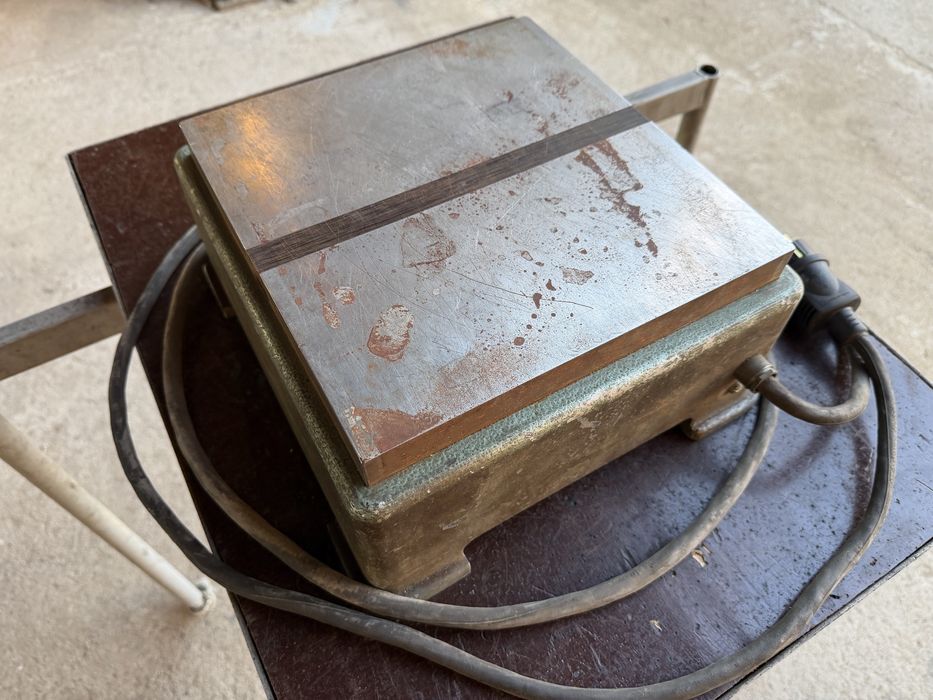 Магнитна маса 250х260мм