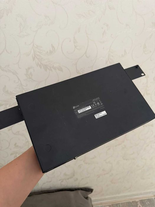 Коммутатор на 16 порт