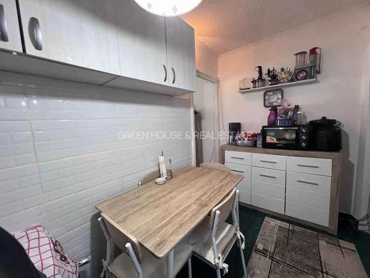 Vând apartament în Deva