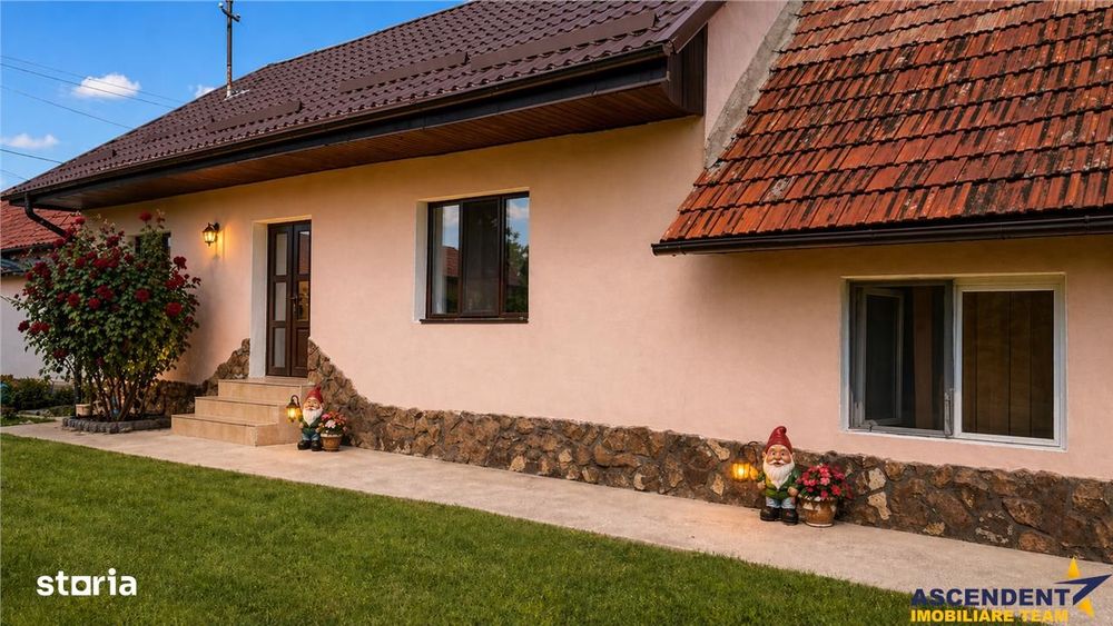 Farmecul unei case sasesti,1.500mp domeniu propriu,fantana,Persani,Bra