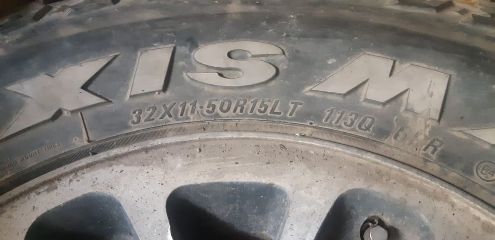 Продам резину с дисками R15