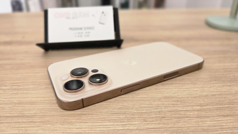 iPhone 16 Pro 128GB Desert Titanium – Second-Hand in stare excelenta!