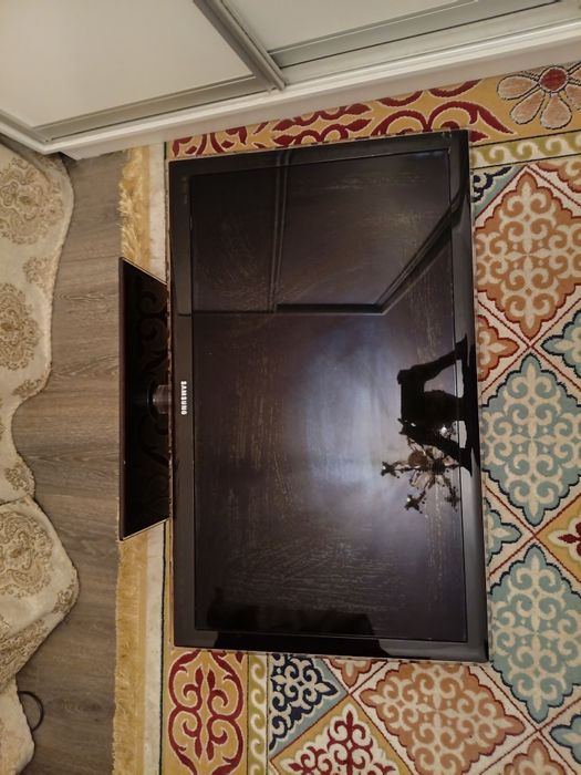 Продам телевизор