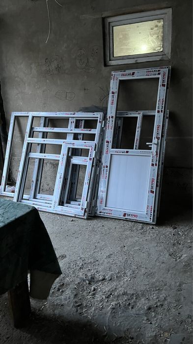 Окна пластиковые и алюминий витражи