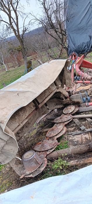 Vand Coasa Marca Kuhn