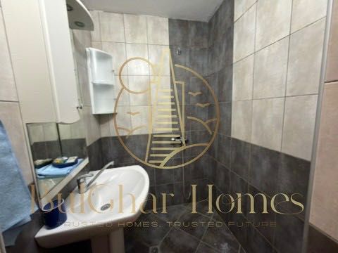 Дава се под наем Тристаен апартамент в Варна, Лятно кино Тракия - 100 кв.м за 612 € - Снимка #4