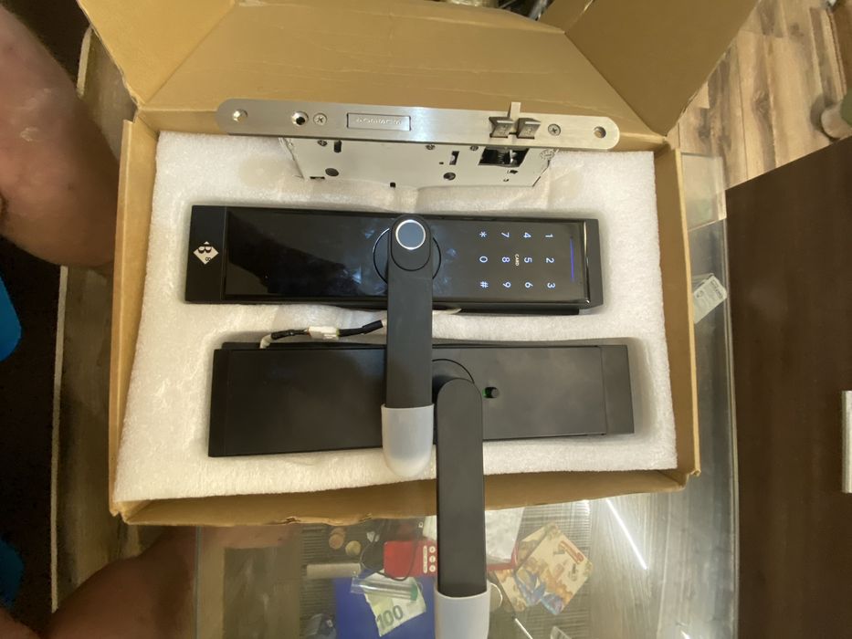 Bellock B8 Pro Смарт брава за врата