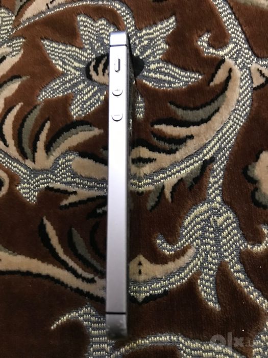 IPhone se 32 GB.