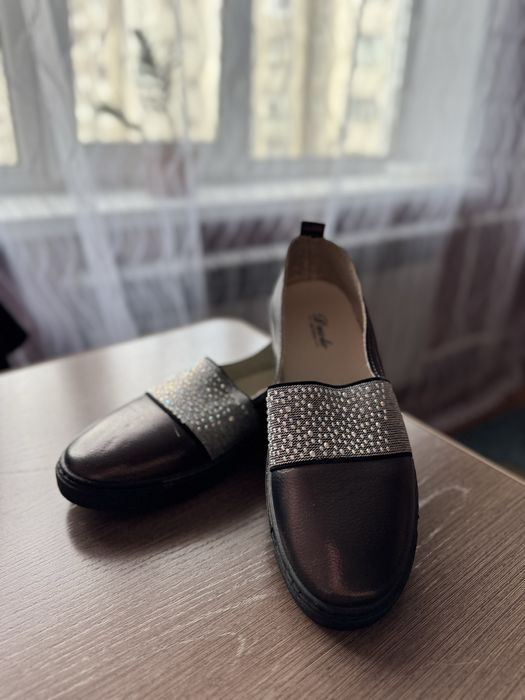 Продам обувь женская