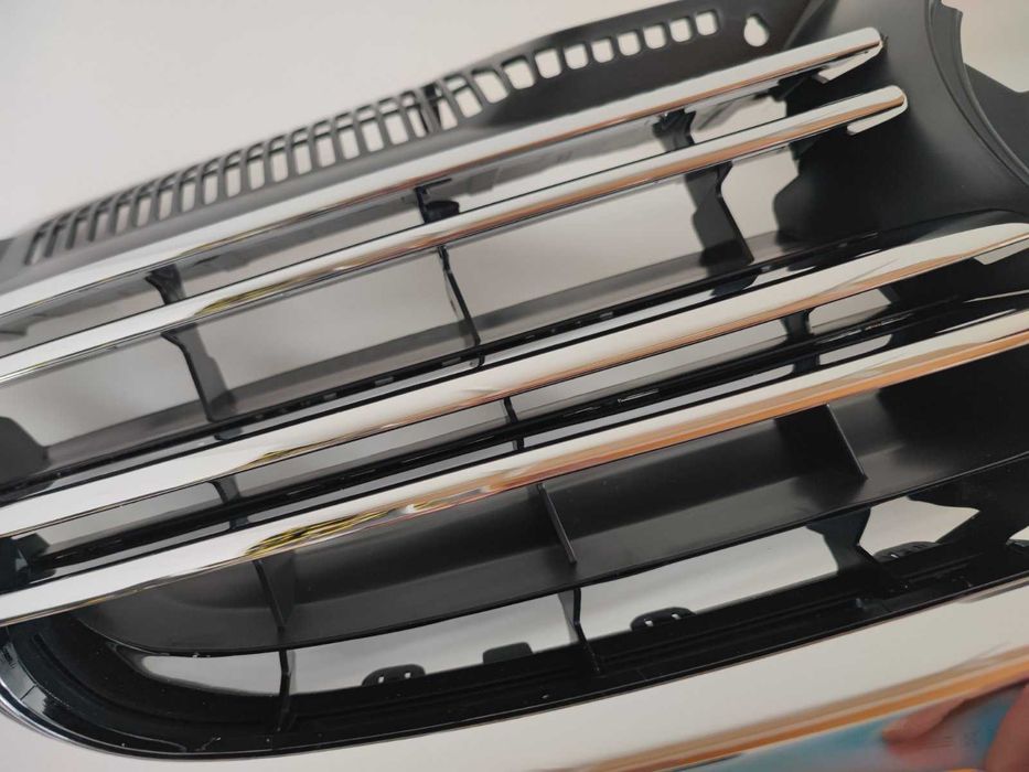 Решетка VW Голф 5 Р32 Хром Нова Golf 5 R32 хромирана  ГТ ГТИ броня