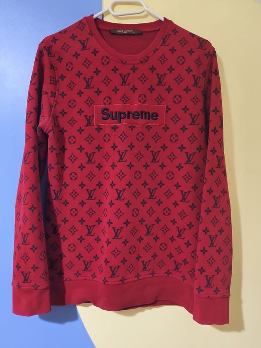 Дамска блуза на "Louis Vuitton"