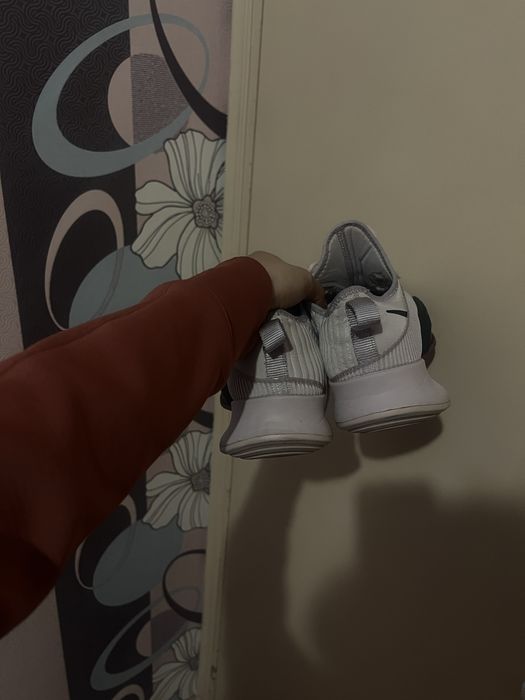Маратонки Nike superrep