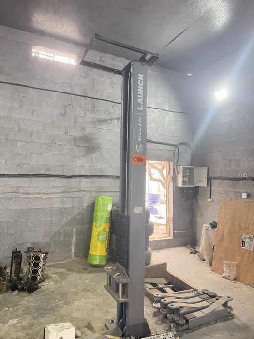 Подъемник новый 4 тонны Launch 220 вольт