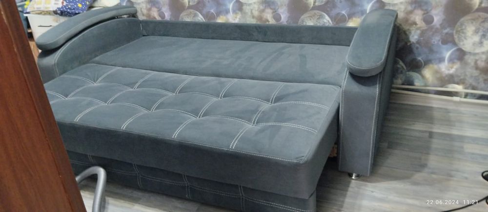 Продается Диван  в отличном состоянии