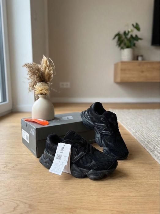 New Balance 9060 Black