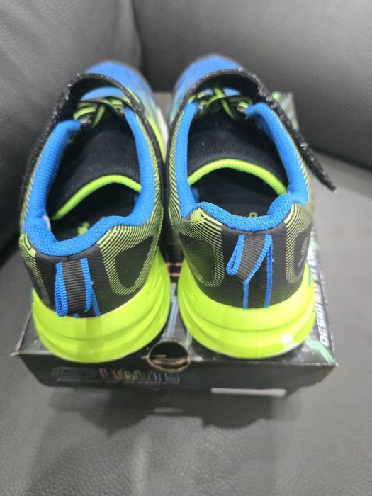 Маратонки Skechers 35 момче