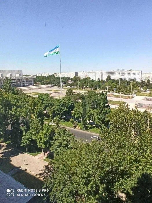 Срочно Продаётся ДрНар 3/8/12 с мебелью техникой ремонт средний !