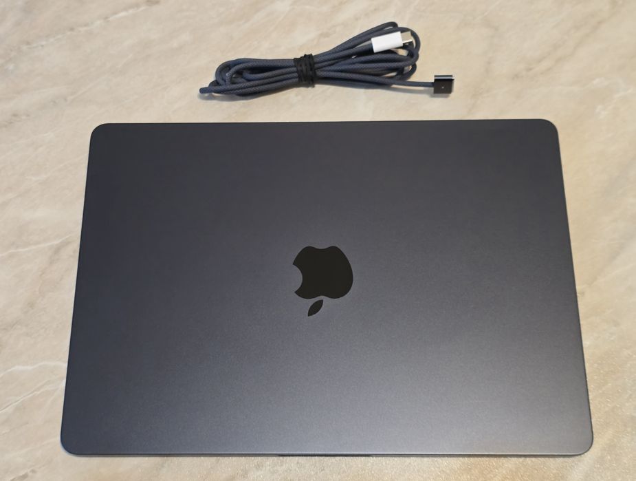 MacBook Air 13 M4 24/512