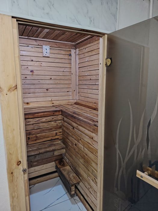 Семейная баня на дровах