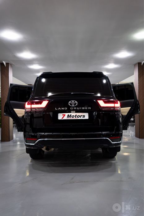 Toyota LC300 God 2024