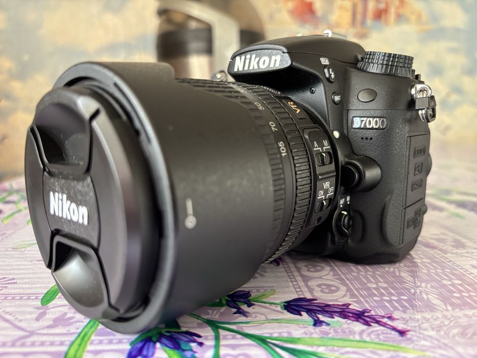 Продам фотоаппарат Nikon D7000