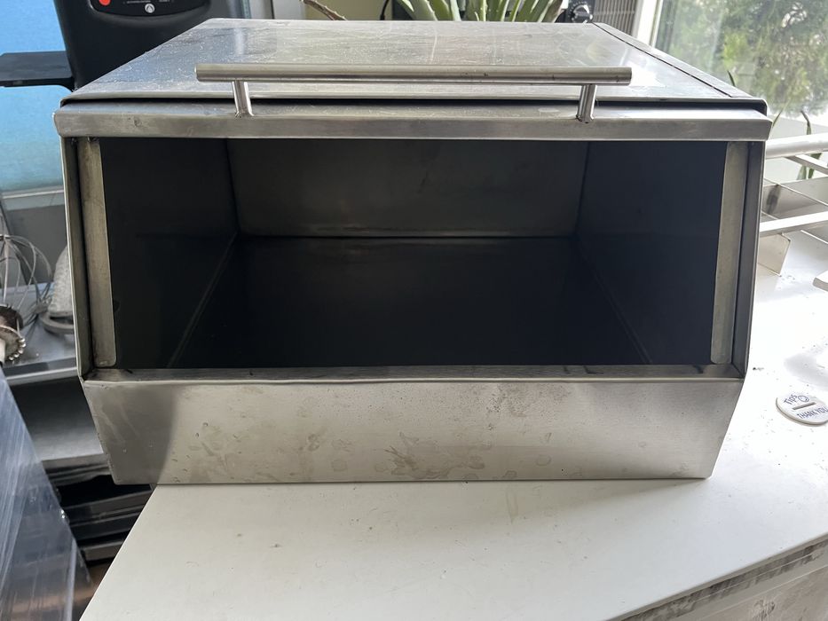 Метална кутия неръждавейка