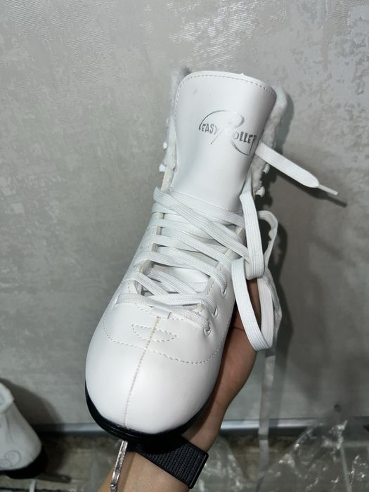 Фигурные коньки